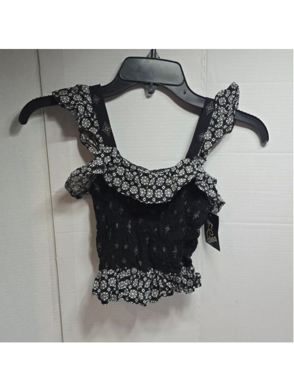 Girls Art Class Crop Top XS Black White Floral Smocked
